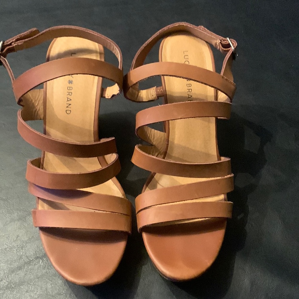 Lucky Brand wood style wedge heel.